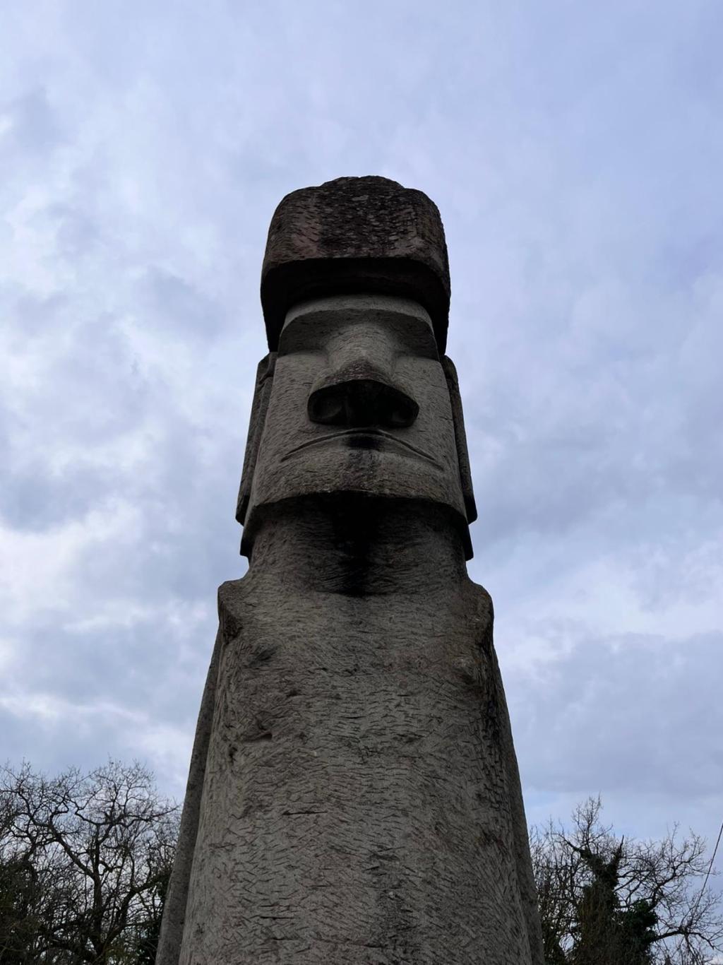 Immagine del moai di Vitorchiano